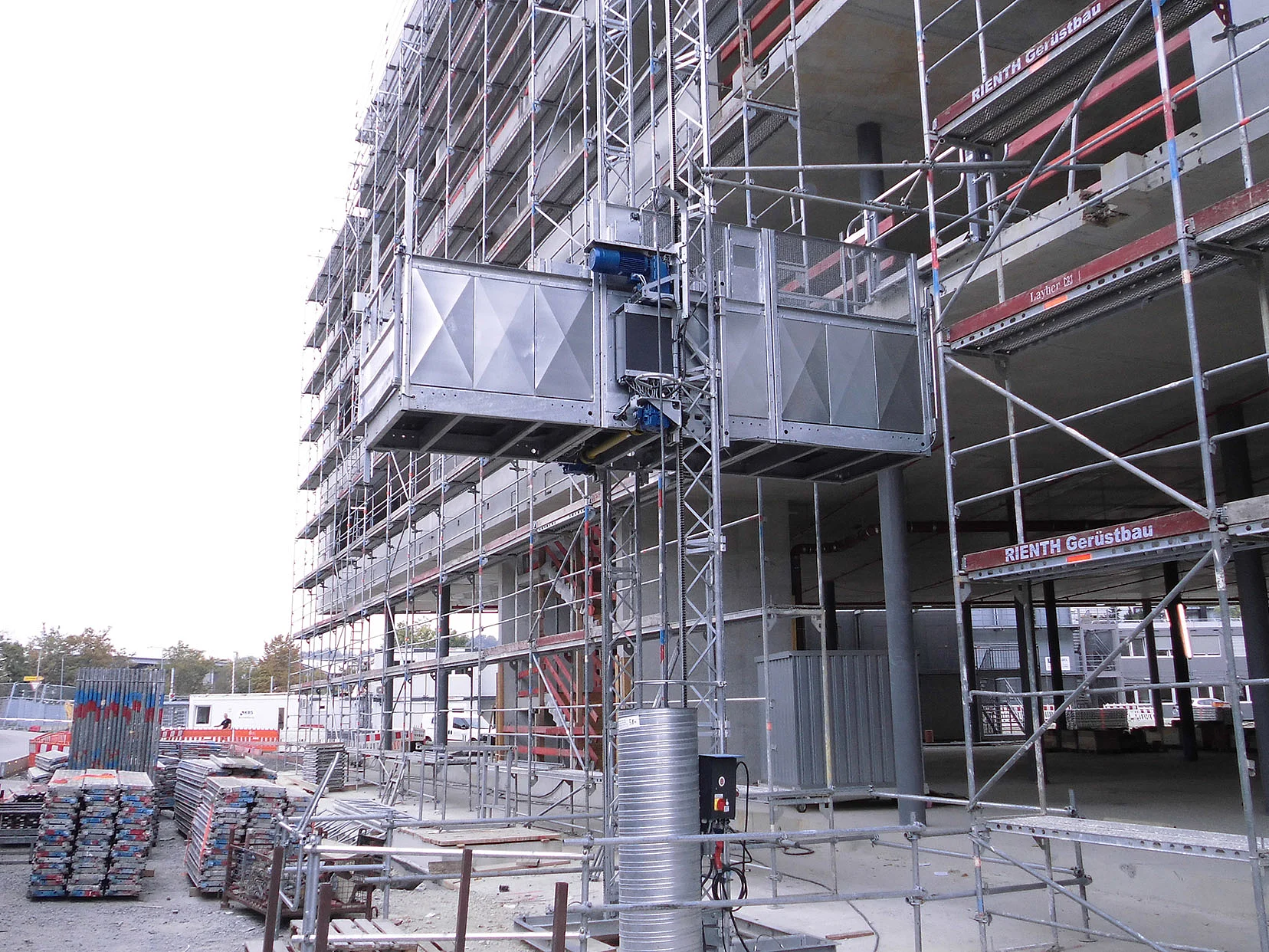 Böcker Super-Lift MX 2024